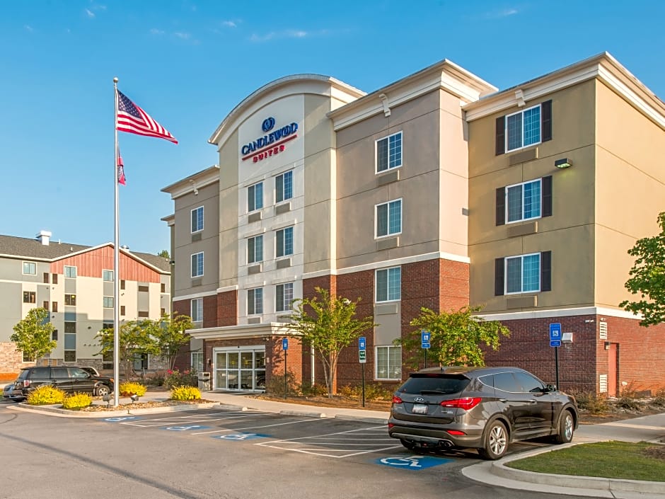 Candlewood Suites Oseg INC   1 Exterior 3 